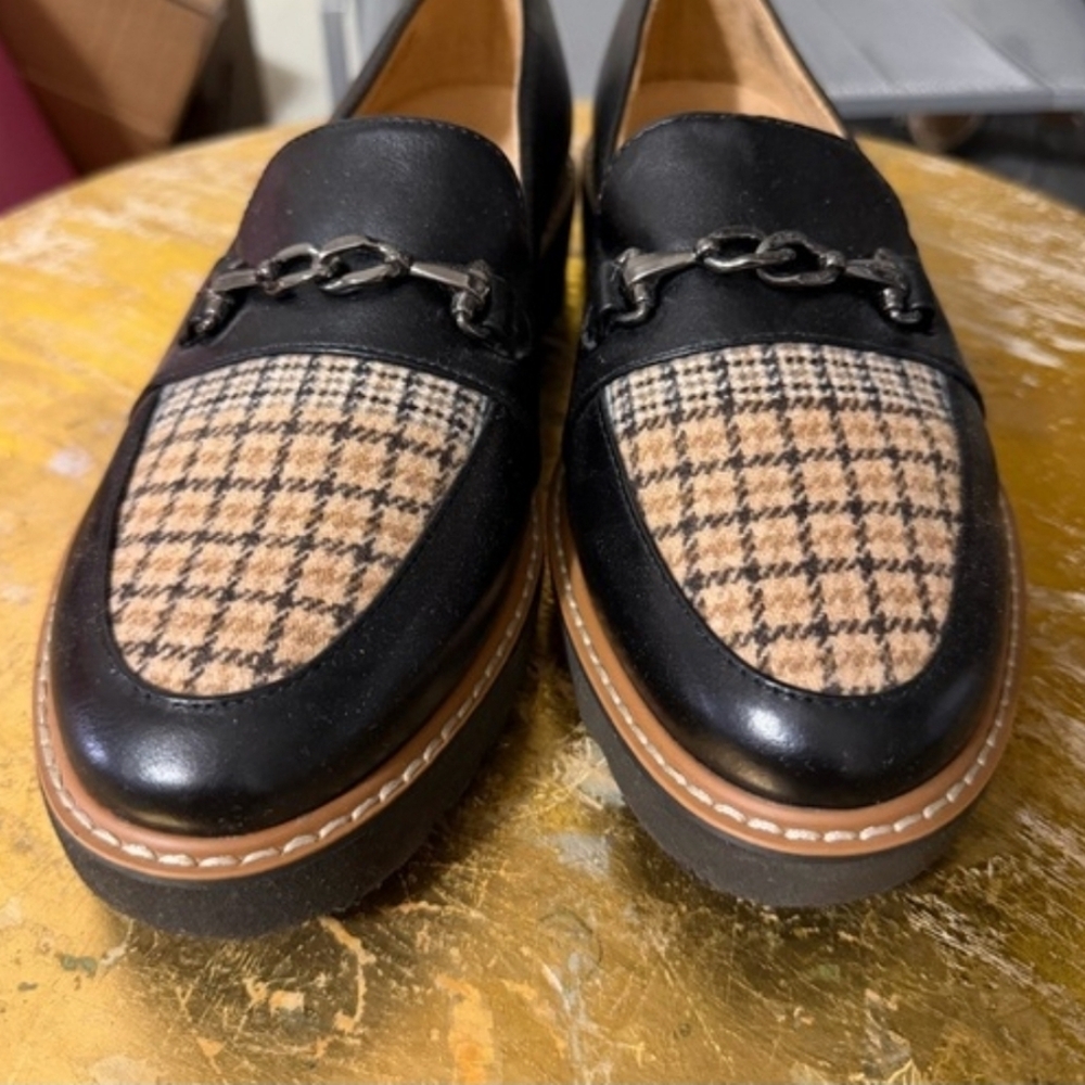 Naturalizer Women's Loafer